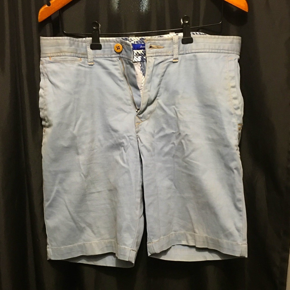 Tommy Bahama shorts